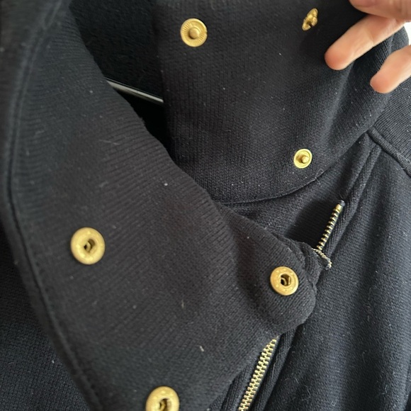 *Super Soft* Asymmetrical Black Active Jacket - Picture 3 of 5